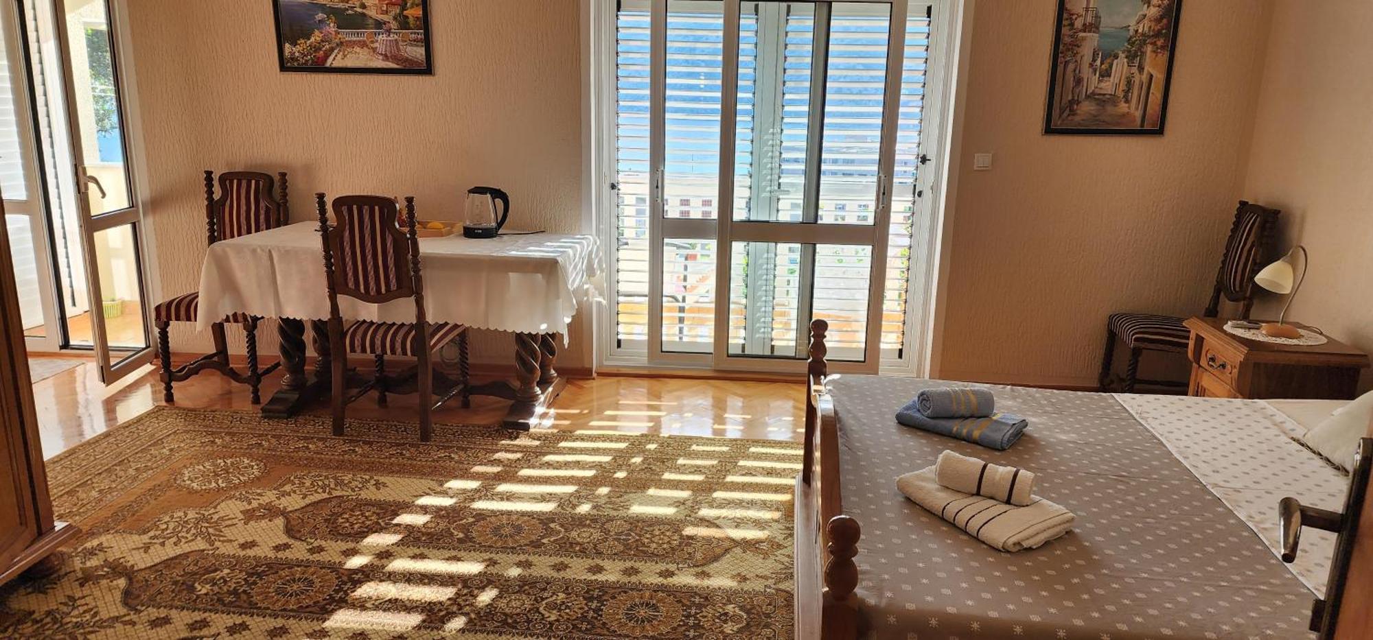 Lorena Rooms Risan Exterior photo